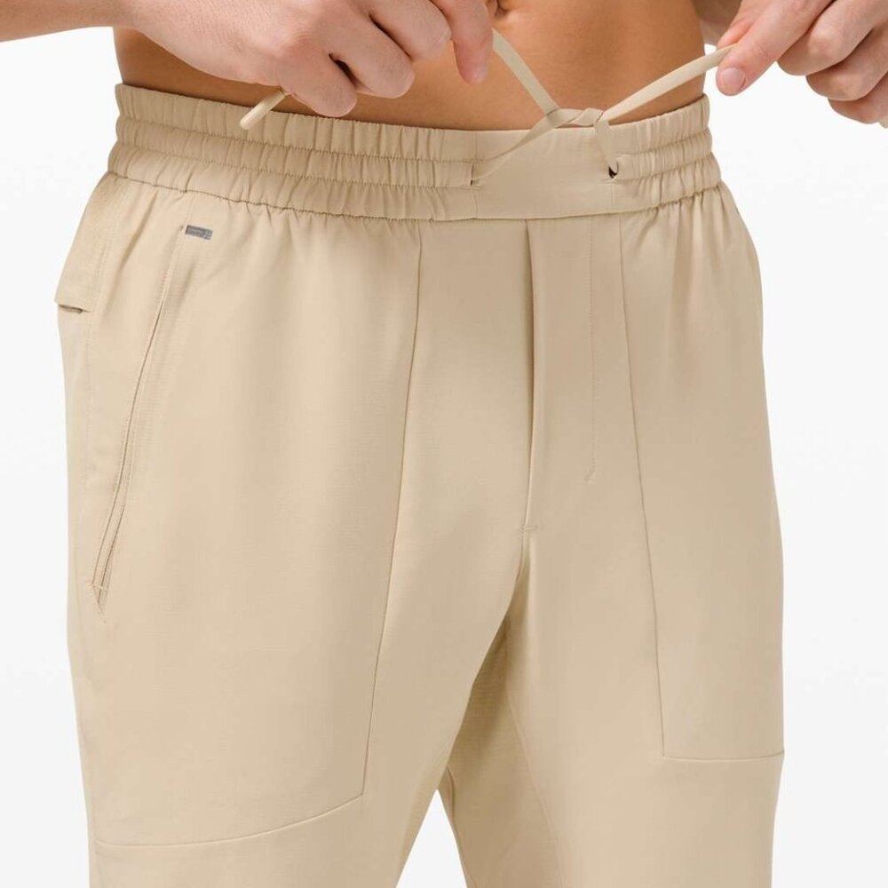 Lululemon License To Train Pant 30" Men's Pants Size XXL - Picture 5 of 16